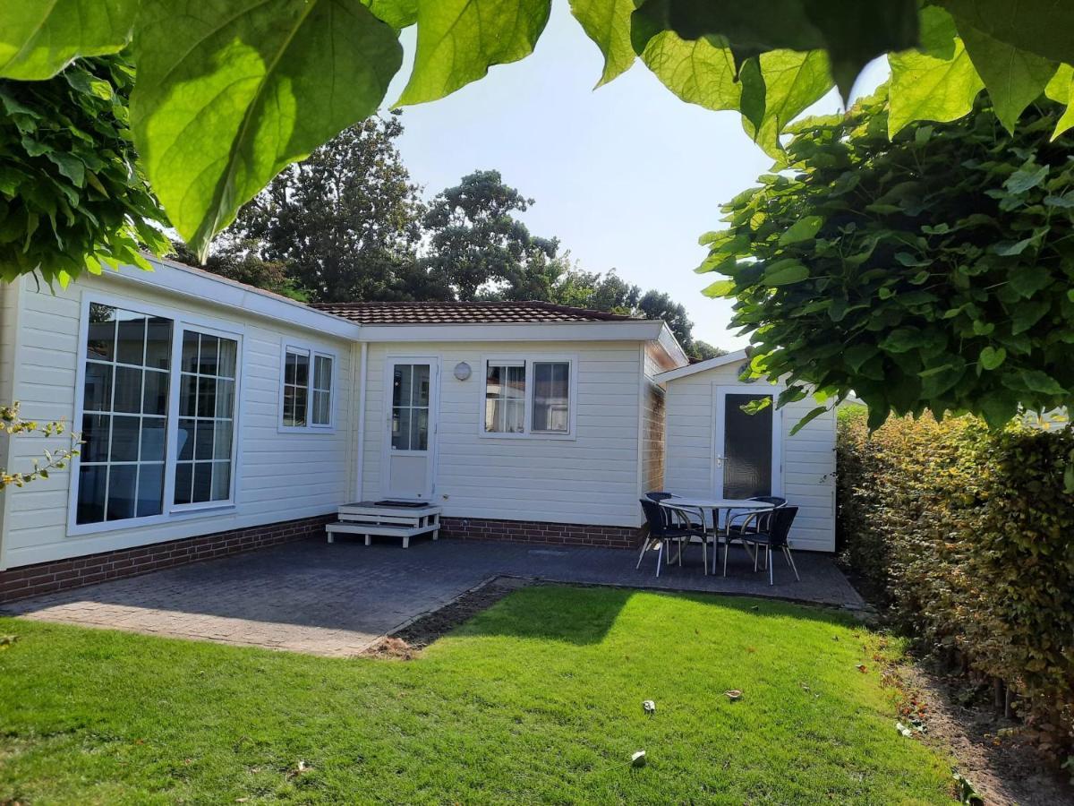 Holiday Park Dennenbos โอชต์คาเปลเล ภายนอก รูปภาพ