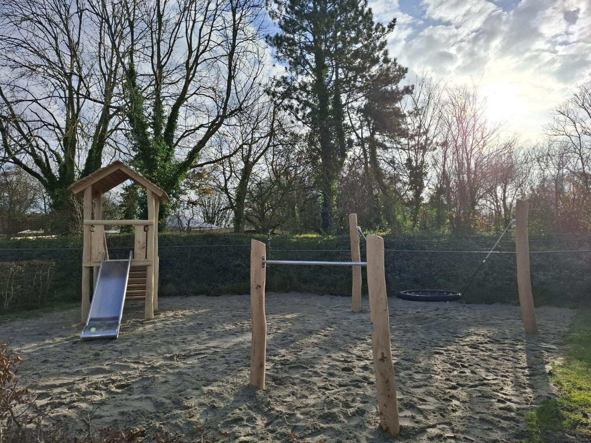 Holiday Park Dennenbos โอชต์คาเปลเล ภายนอก รูปภาพ