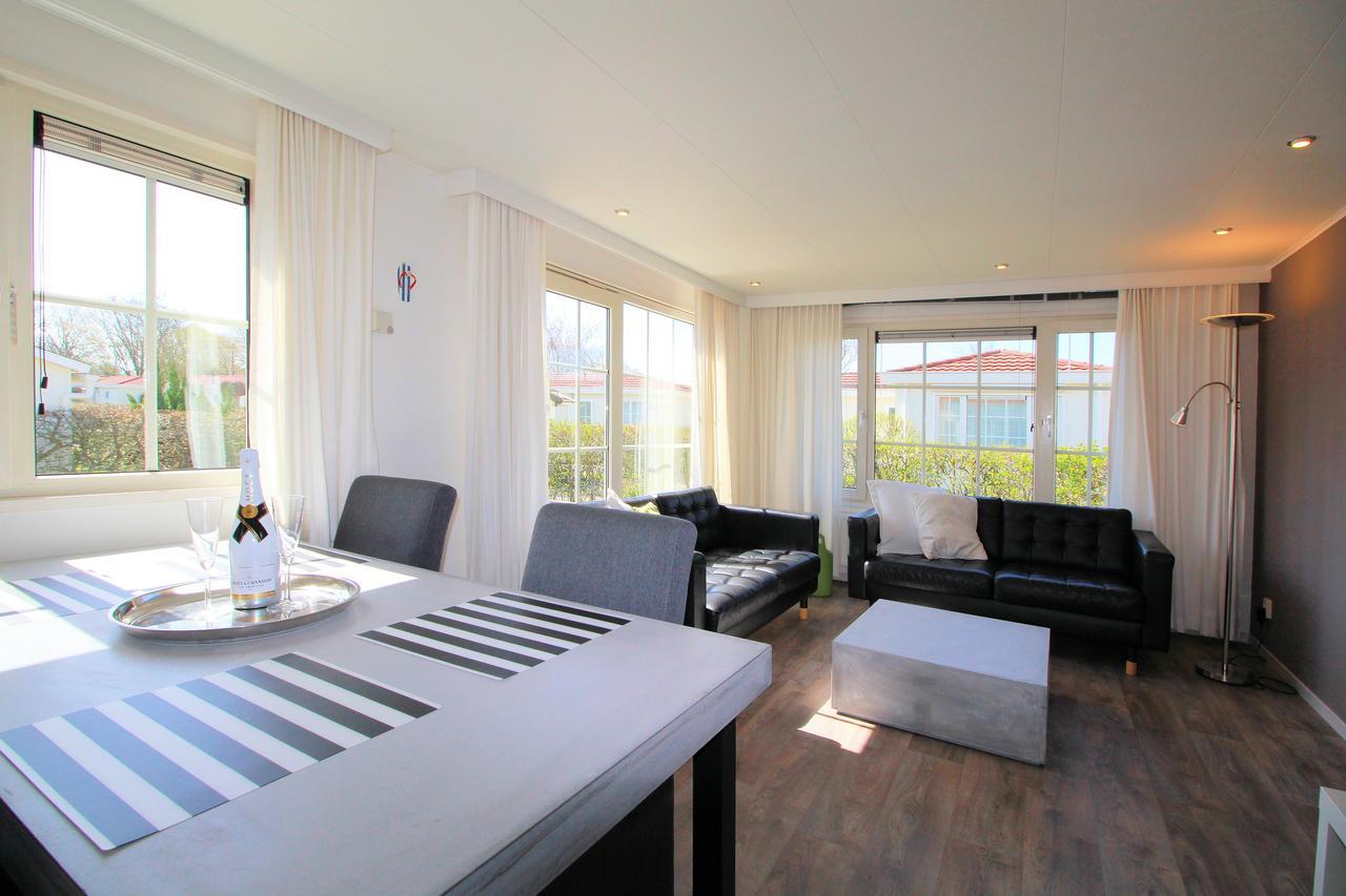 Holiday Park Dennenbos โอชต์คาเปลเล ภายนอก รูปภาพ